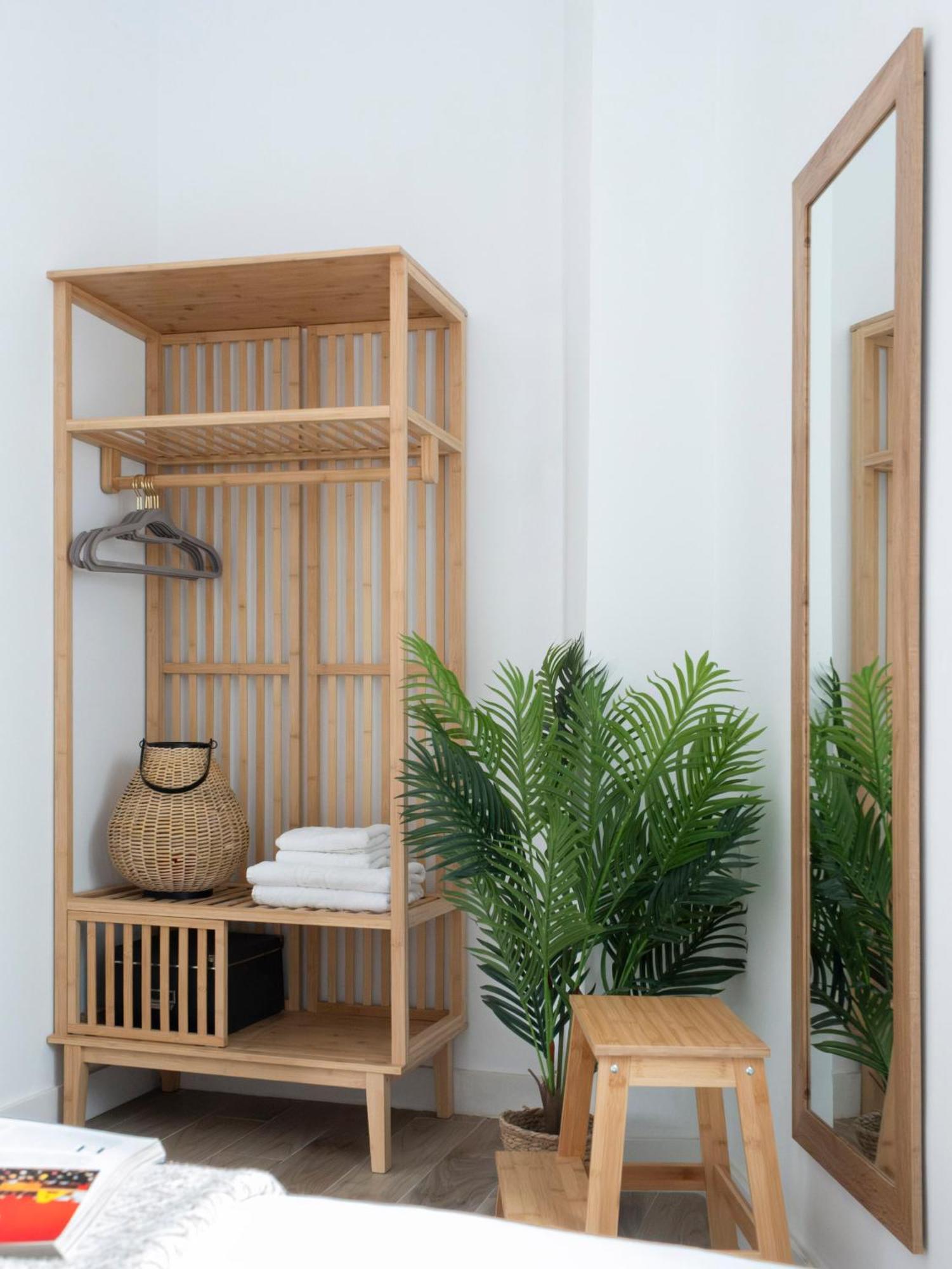 Calma Muralla House-Two Bedrooms & Two Bathrooms Севілья Екстер'єр фото